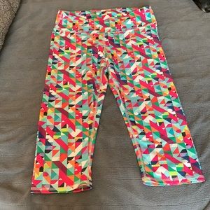 Colorful Fabletics Capri